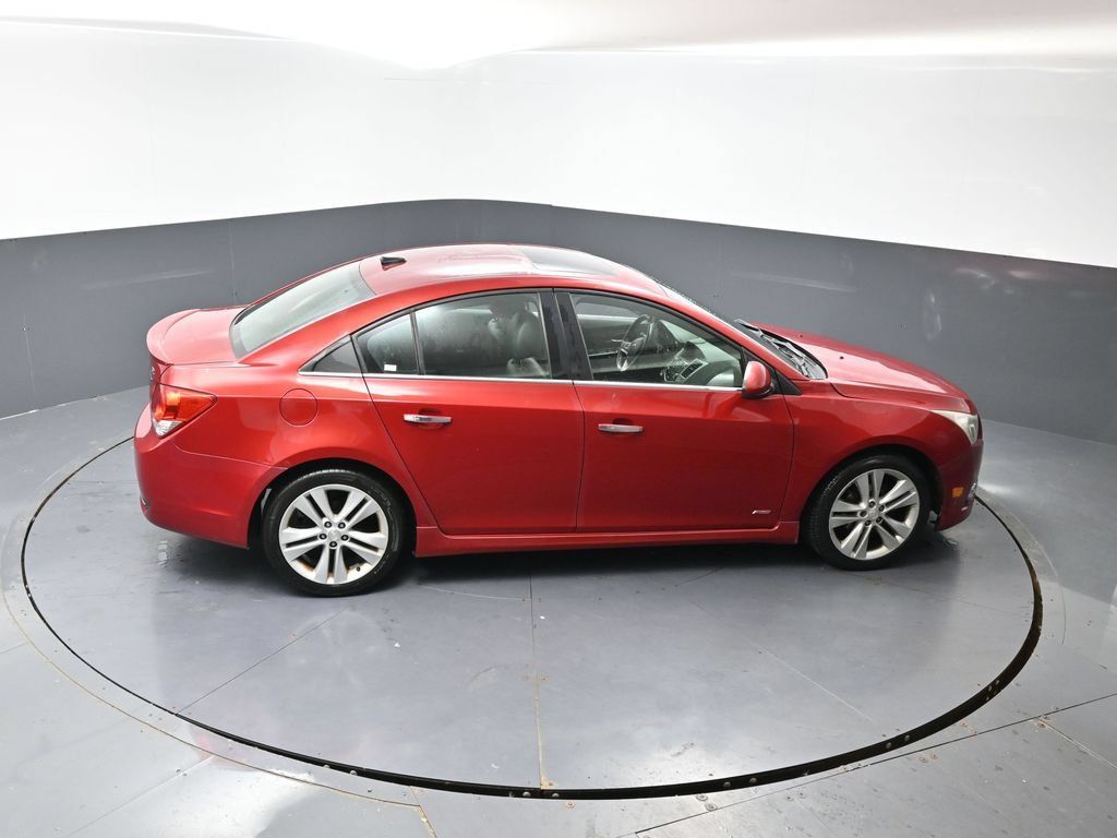Used 2014 Chevrolet Cruze LTZ w/ Sun, Sound and Sport Package FWD image 13