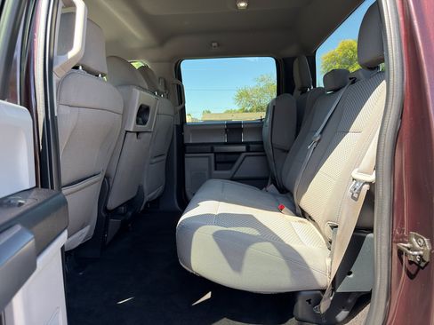 Used 2018 Ford F150 XLT AWD/4WD image 16