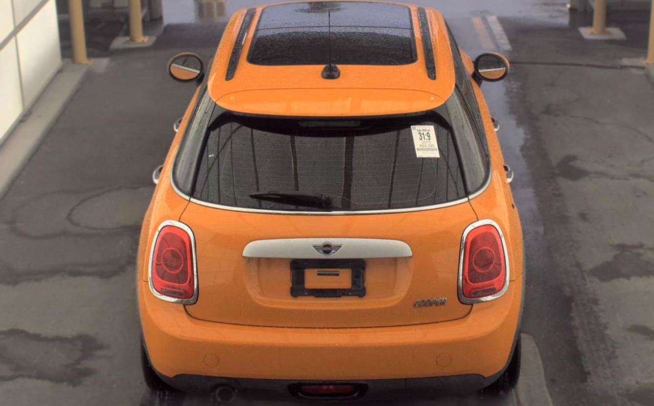 Used 2015 MINI Cooper 4-Door Hardtop FWD image 6
