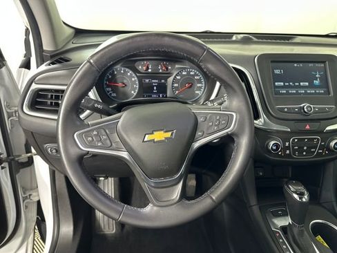 Used 2018 Chevrolet Equinox LT image 14