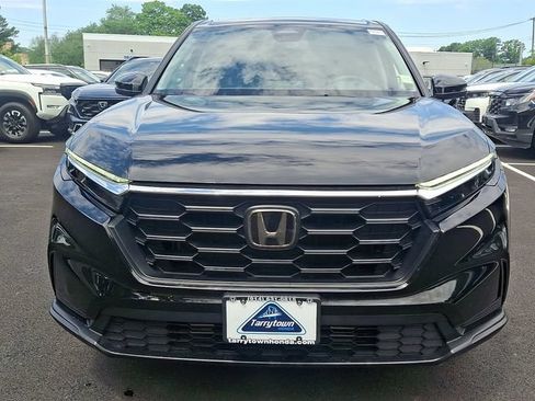 Certified 2025 Honda CR-V LX image 2