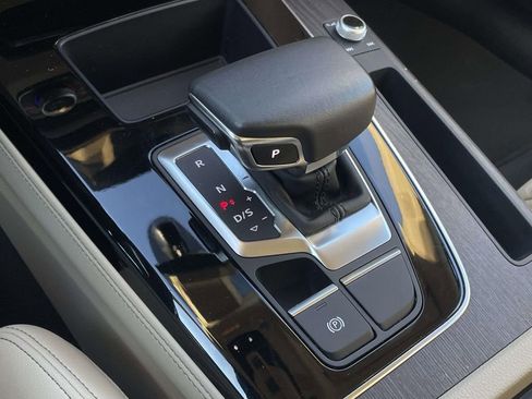 Used 2024 Audi Q5 2.0T Premium Plus image 19