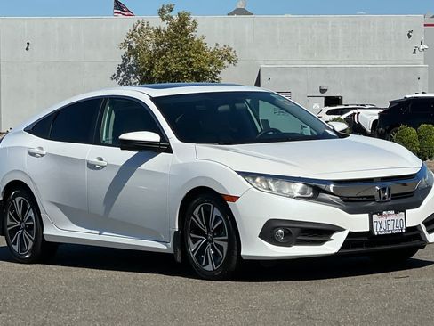 Used 2016 Honda Civic EX-T image 5