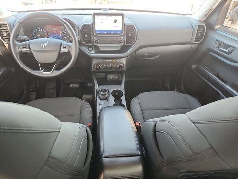 Used 2023 Ford Bronco Sport Badlands image 11