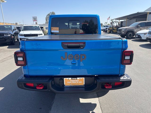 Certified 2022 Jeep Gladiator Rubicon w/ LED Lighting Group AWD/4WD image 4