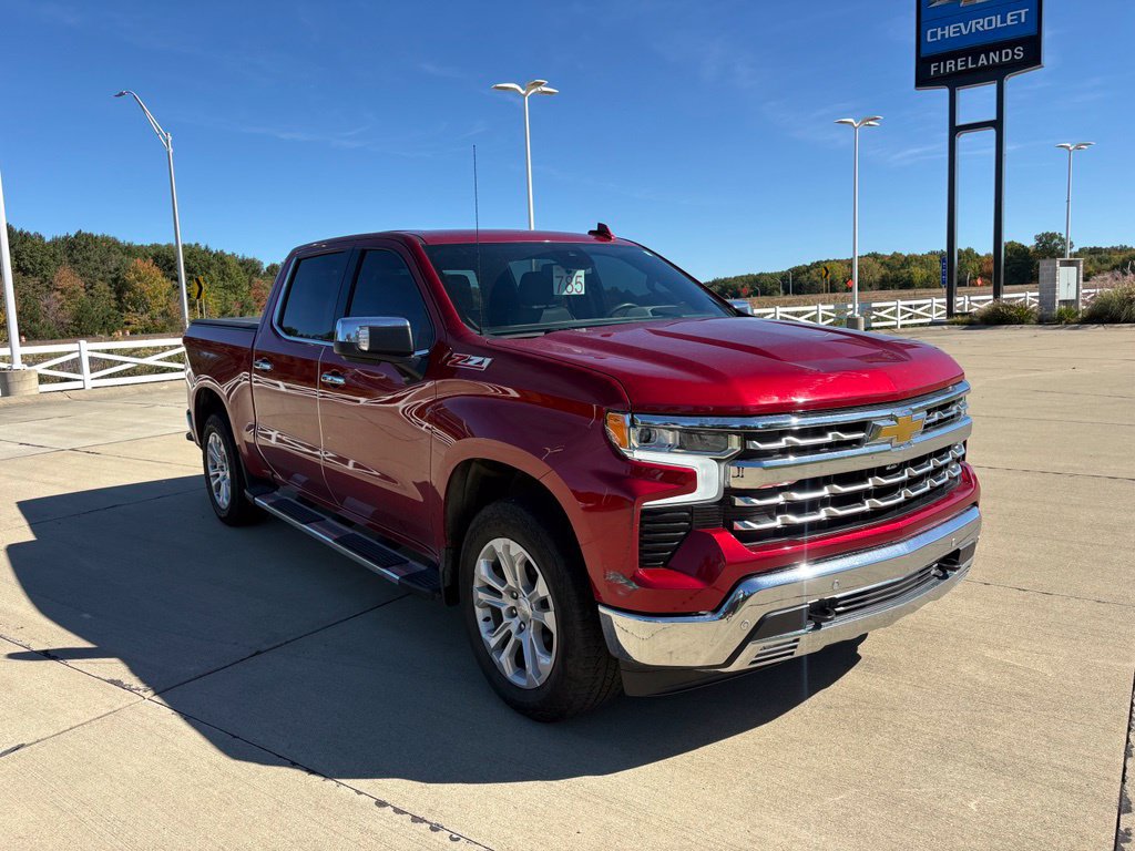 Used 2023 Chevrolet Silverado 1500 LTZ AWD/4WD image 8