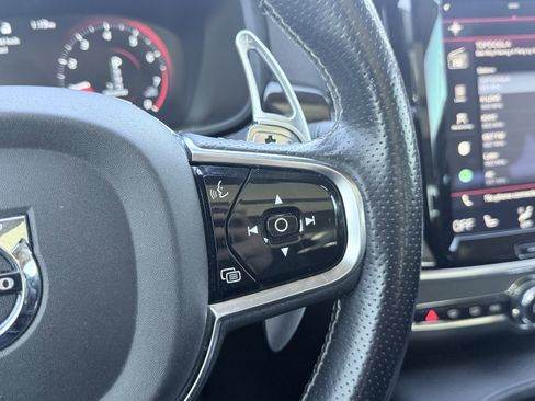 Used 2018 Volvo S90 T5 Momentum w/ Convenience Package image 45