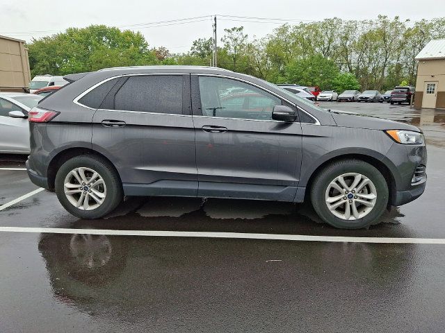 Used 2019 Ford Edge SEL w/ Equipment Group 201A FWD image 4