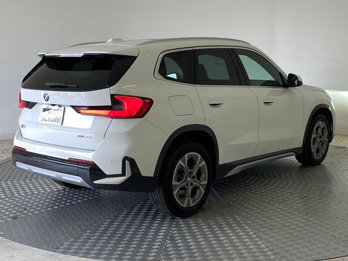 Used 2025 BMW X1 xDrive28i w/ Premium Package image 8