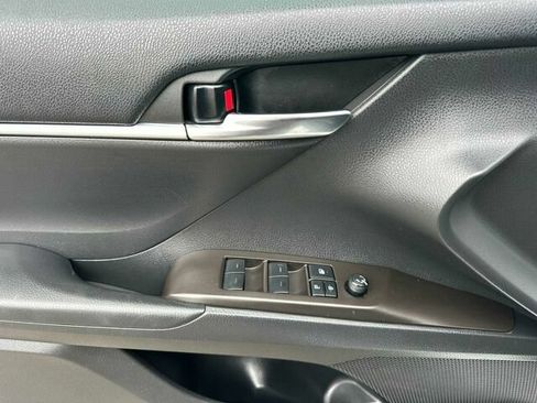Used 2022 Toyota Camry TRD w/ TRD Package w/JBL Audio FWD image 11