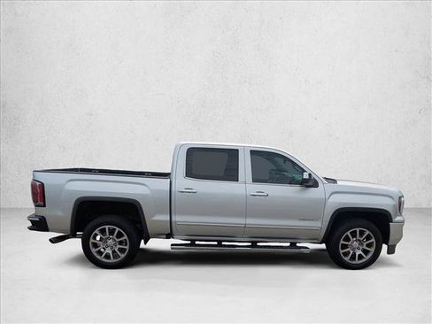 Used 2018 GMC Sierra 1500 Denali AWD/4WD image 4