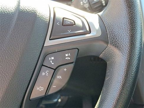 Used 2020 Ford Fusion SE image 24