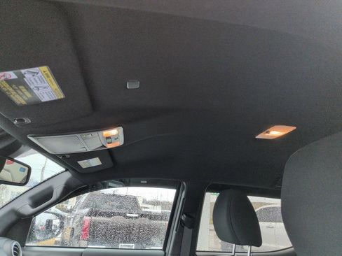 Used 2023 Toyota Tacoma TRD Sport image 21