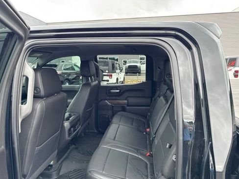 Used 2021 Chevrolet Silverado 1500 LT Trail Boss AWD/4WD image 17