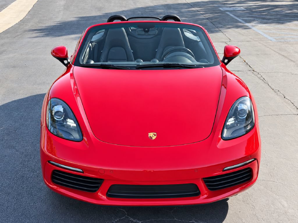 Used 2020 Porsche 718 Boxster RWD image 3