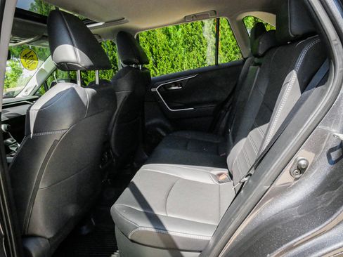 Used 2024 Toyota RAV4 Limited w/ Advanced Technology Package image 30