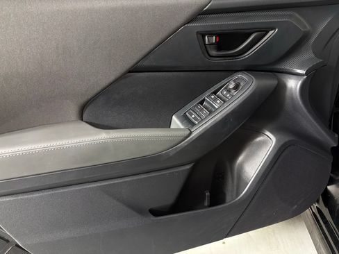 Used 2025 Subaru Crosstrek 2.0i Premium AWD/4WD image 15