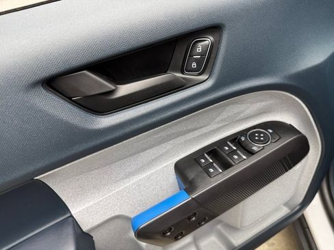 Certified 2025 Ford Maverick XLT w/ Equipment Group 301A image 11