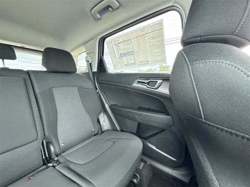 New 2026 Kia Sportage LX image 14