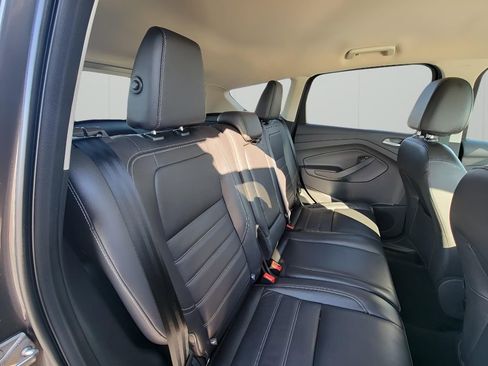 Used 2017 Ford Escape Titanium image 27