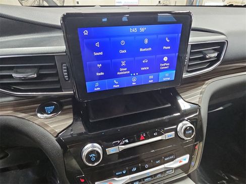 Used 2022 Ford Explorer Limited image 20