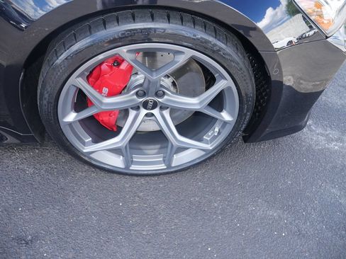 Certified 2024 Audi RS 6 performance AWD/4WD image 20