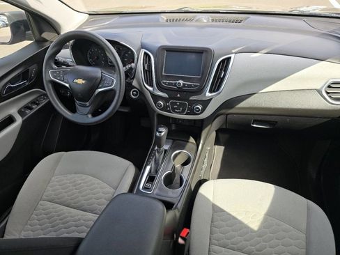 Used 2018 Chevrolet Equinox LS FWD image 22