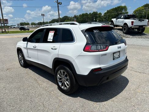 Used 2020 Jeep Cherokee Latitude Plus FWD image 3