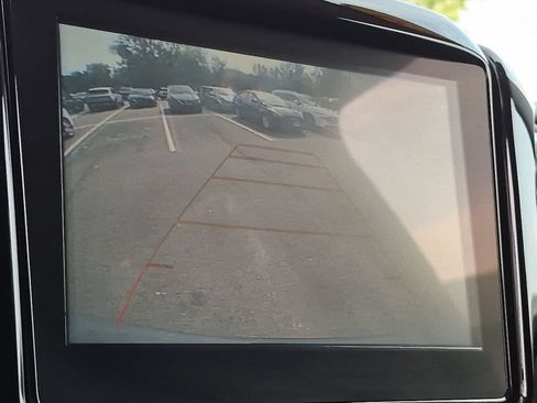 Used 2019 Chevrolet Traverse LT w/ LPO, Floor Liner Package AWD/4WD image 20