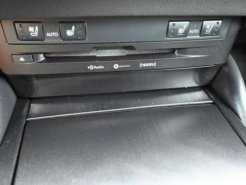 Used 2022 Lexus ES 350 F Sport w/ Accessory Package FWD image 13