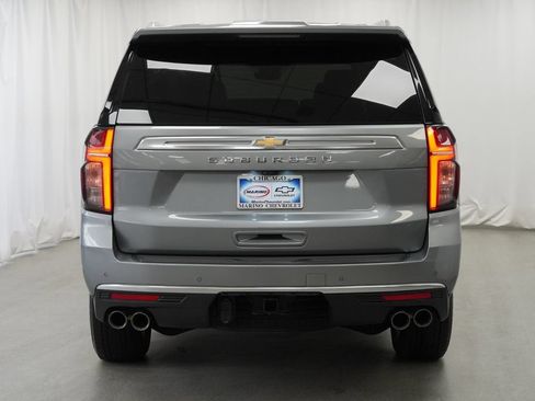 Used 2023 Chevrolet Suburban High Country AWD/4WD image 9