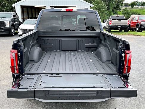 Used 2024 Ford F150 Platinum w/ FX4 Off-Road Package AWD/4WD image 9