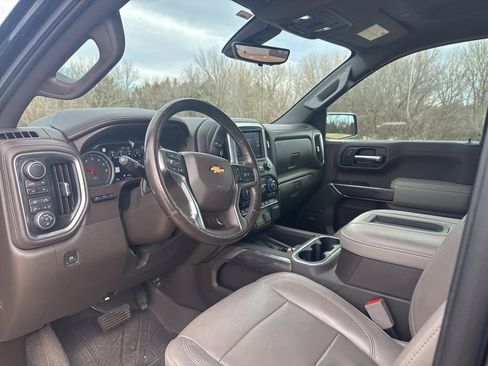 Used 2019 Chevrolet Silverado 1500 LTZ w/ LTZ Texas Edition image 9
