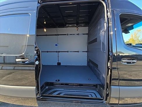 New 2026 Mercedes-Benz Sprinter 2500 image 8