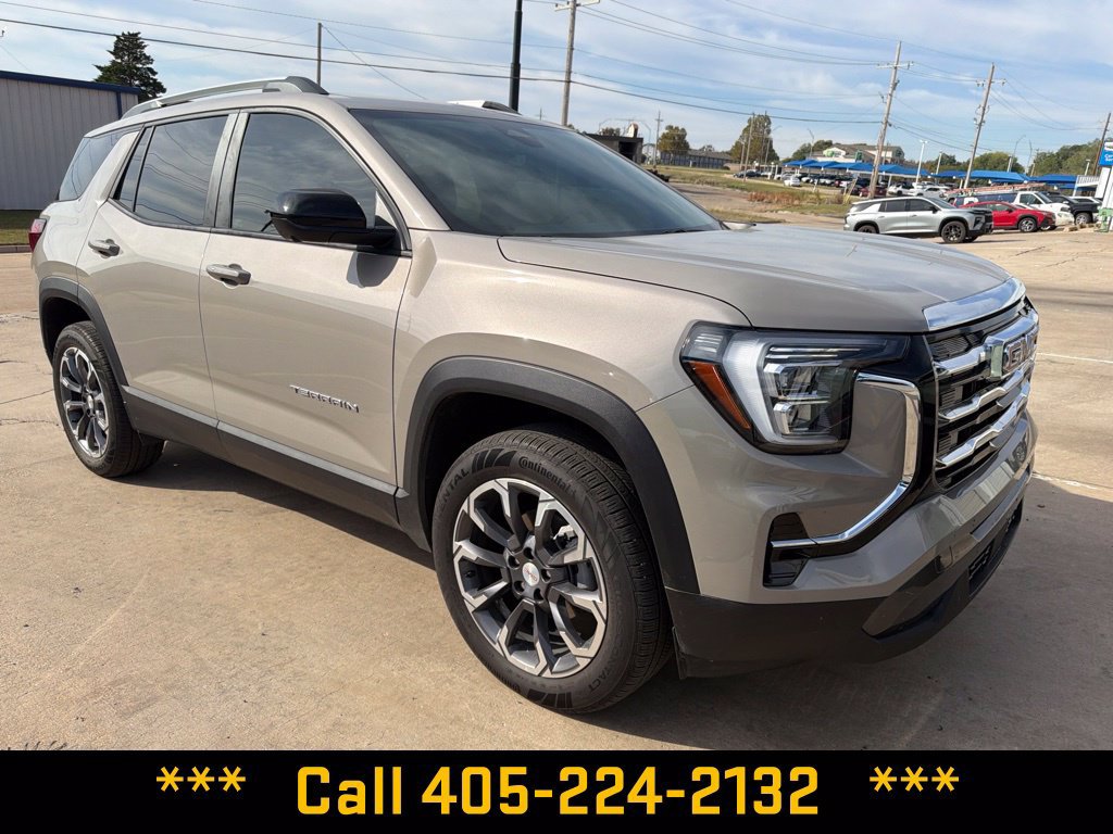Used 2026 GMC Terrain Elevation w/ Elevation Premium Package AWD/4WD image 7