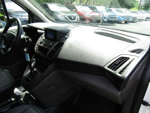 Used 2020 Ford Transit Connect XL image 31