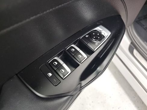 Used 2022 Kia K5 GT-Line AWD/4WD image 12