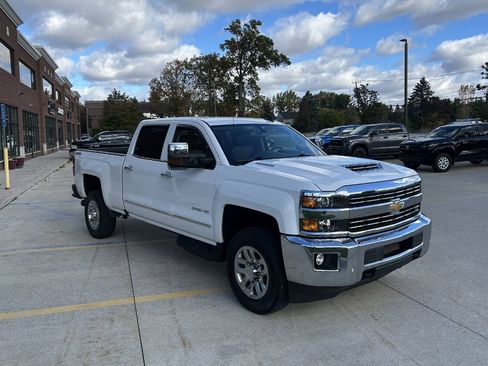 Used 2018 Chevrolet Silverado 2500 LTZ w/ Duramax Plus Package image 4