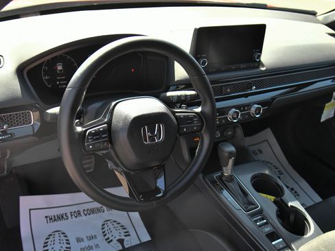 Used 2024 Honda Civic Sport image 14