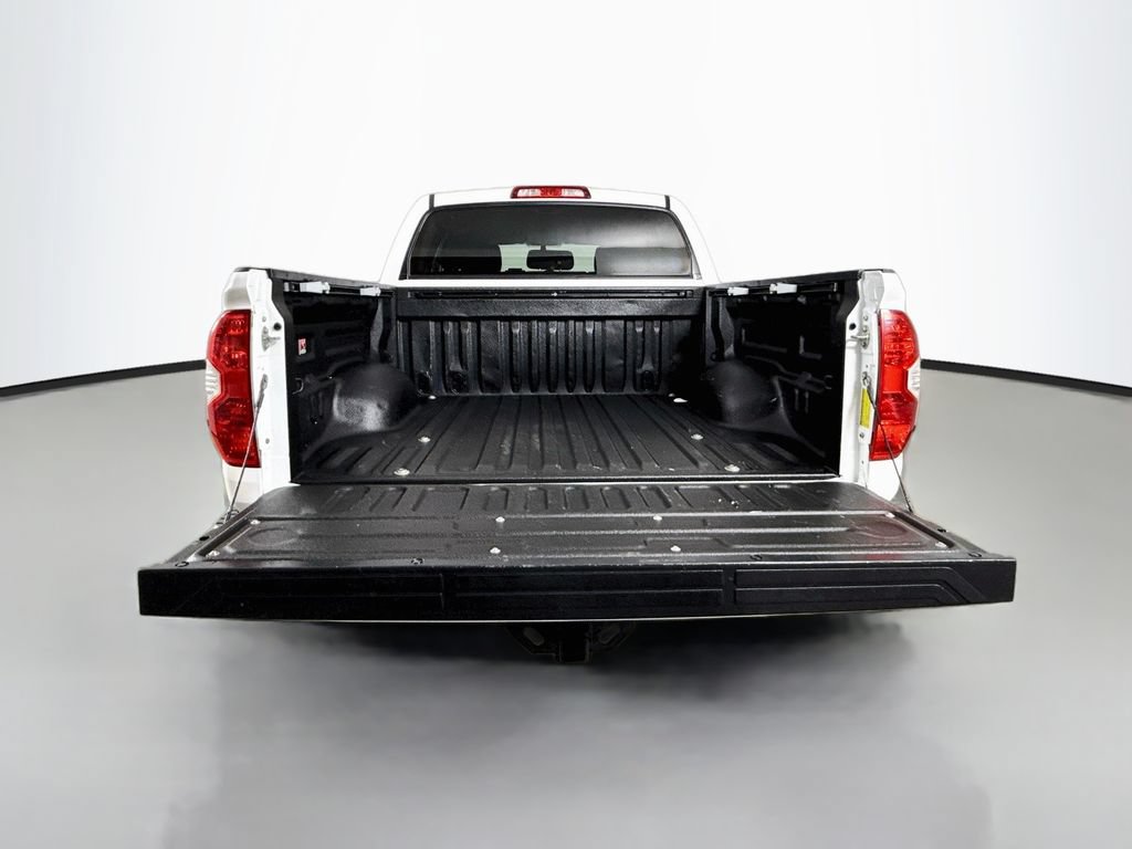 Used 2017 Toyota Tundra SR5 AWD/4WD image 27