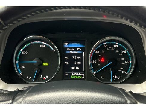 Used 2016 Toyota RAV4 Limited image 27