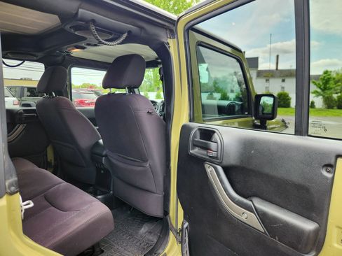 Used 2013 Jeep Wrangler Unlimited Sport AWD/4WD image 44