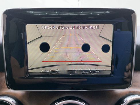 Used 2015 Mercedes-Benz GLA 250 w/ Premium Package image 35