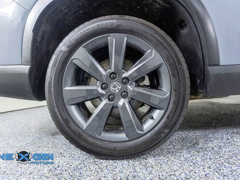 Used 2025 Honda Pilot Sport image 43