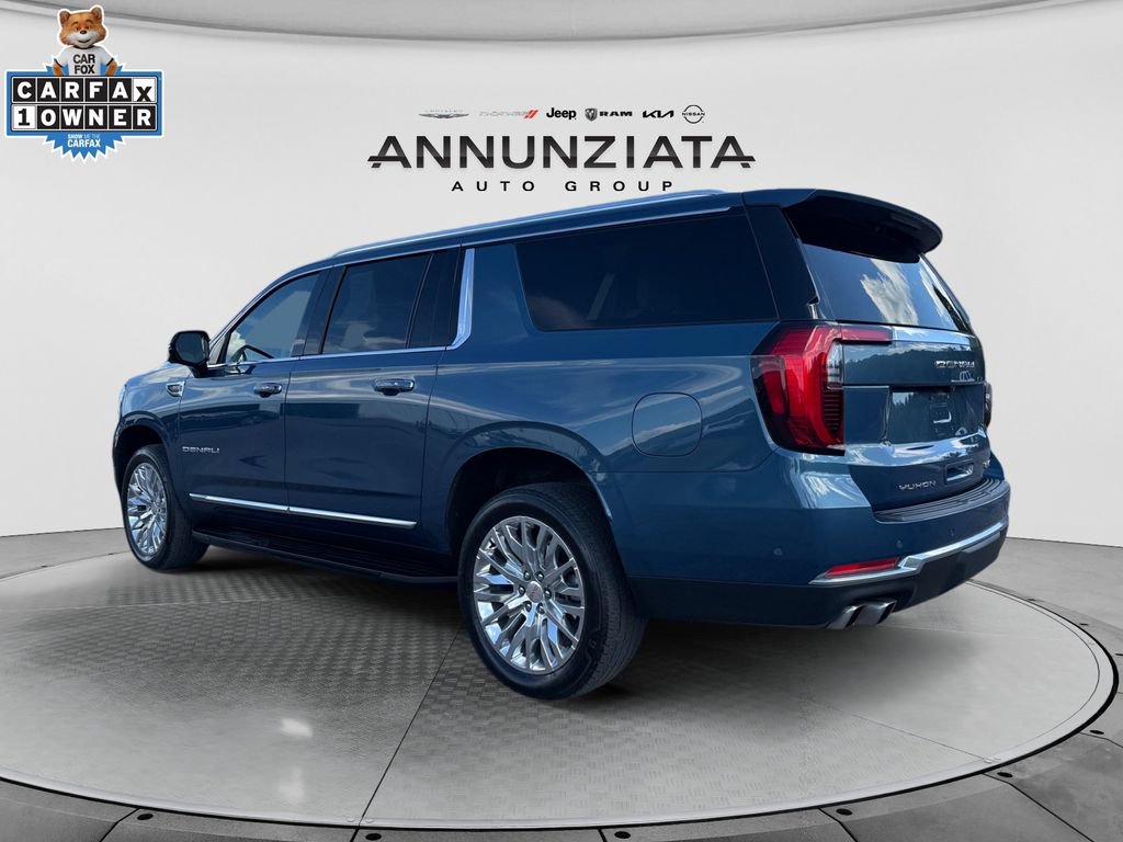 Used 2025 GMC Yukon XL Denali AWD/4WD image 3
