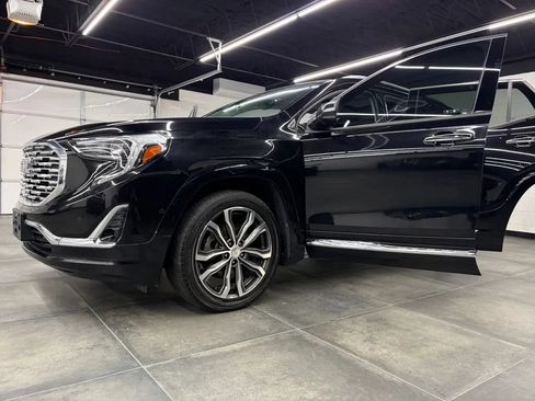 Used 2019 GMC Terrain Denali w/ Advanced Safety Package FWD image 45