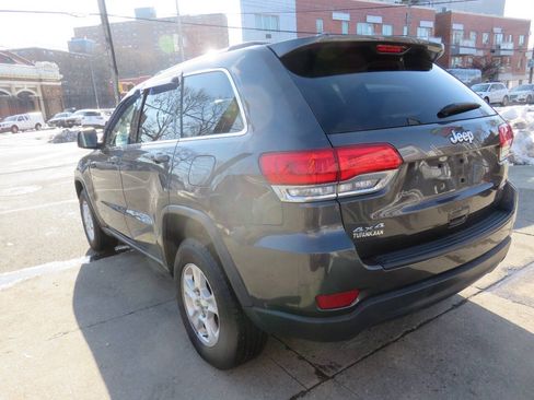Used 2015 Jeep Grand Cherokee Laredo w/ Quick Order Package 23E AWD/4WD image 5