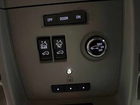 Used 2020 GMC Yukon Denali w/ Open Road Package AWD/4WD image 49