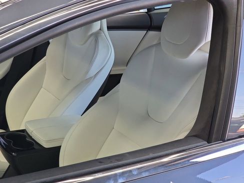 Used 2019 Tesla Model S Long Range AWD/4WD image 26