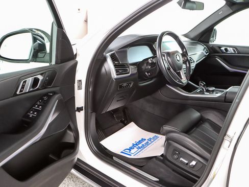 Used 2022 BMW X5 sDrive40i RWD image 3